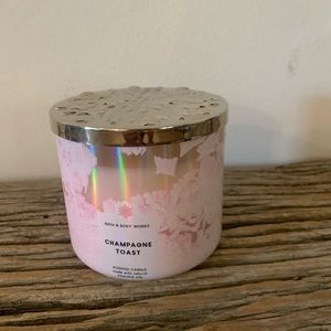Bath & Body Works Champagne Toast Scented Large candle